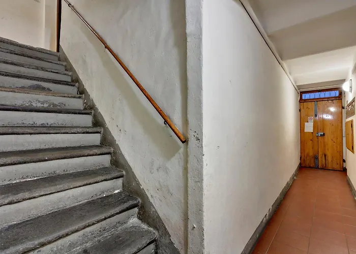 Victor Apartment By Mamo Florence