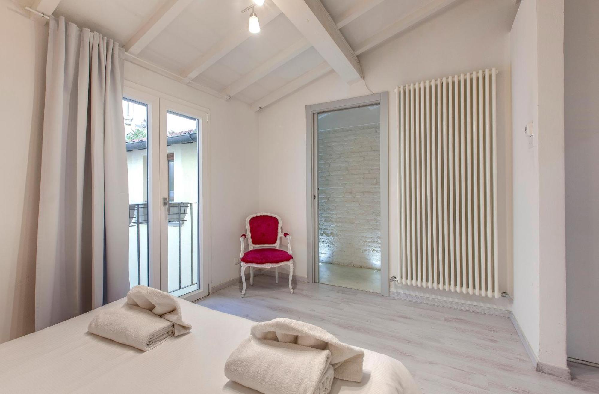 Apartment Victor By Mamo Florenz